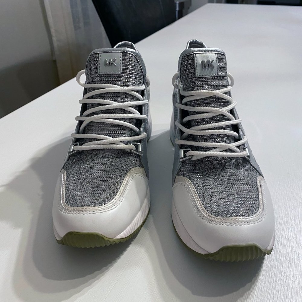 Michael Kors Liv Trainer Women's White Silver Glitter Mesh Leather Sneaker 8.5 M - Picture 3 of 8